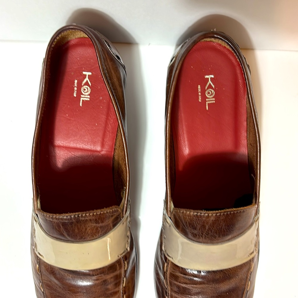 Koi Brown Leather Loafers with Cream Band 
Size 44 (10/10.5)
 7.5/10 condition - Picture 5 of 11